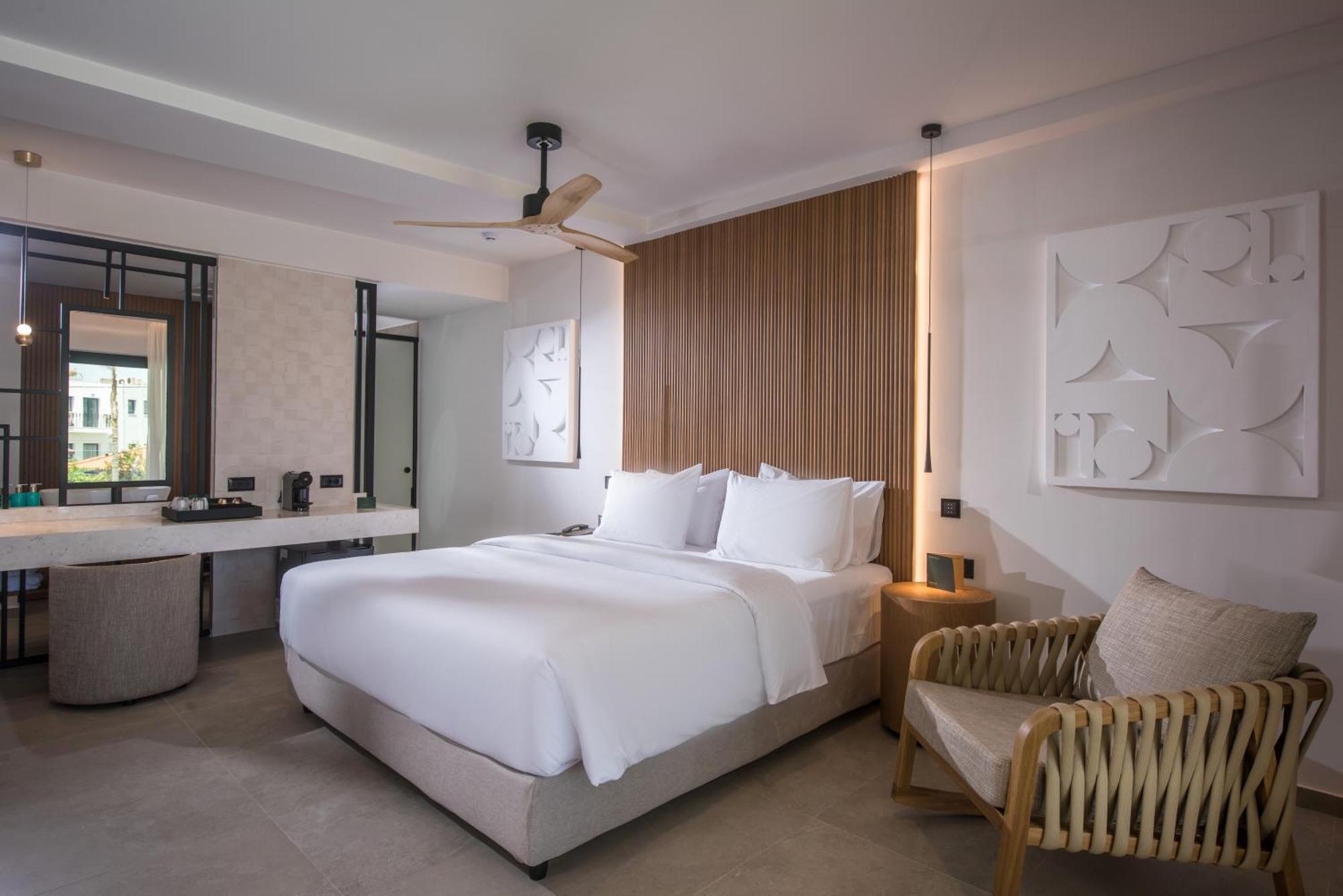 Noble Hotel & Suites - Adults Only Гуве Экстерьер фото
