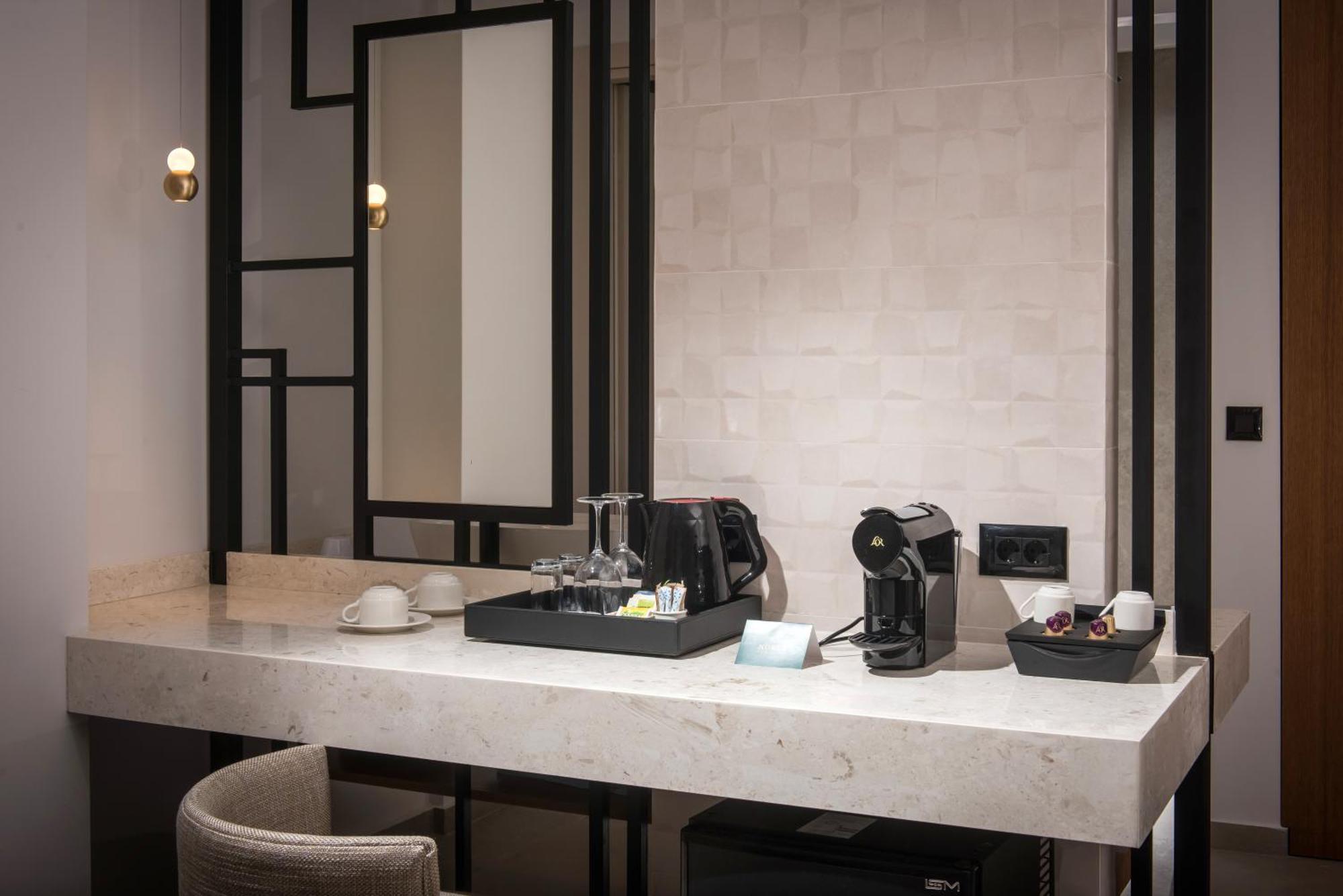Noble Hotel & Suites - Adults Only Гуве Экстерьер фото