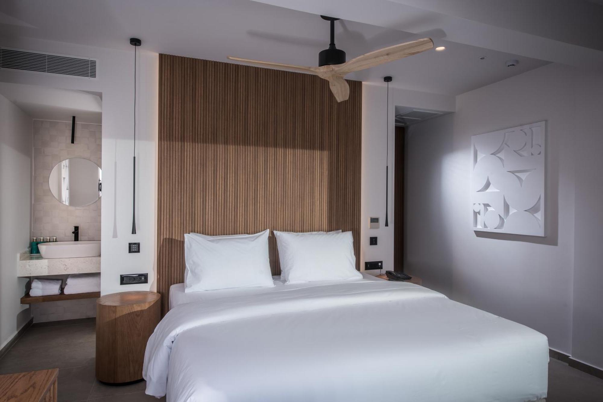 Noble Hotel & Suites - Adults Only Гуве Экстерьер фото