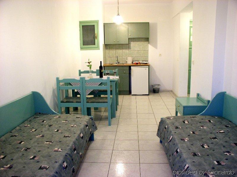 Noble Hotel & Suites - Adults Only Гуве Номер фото