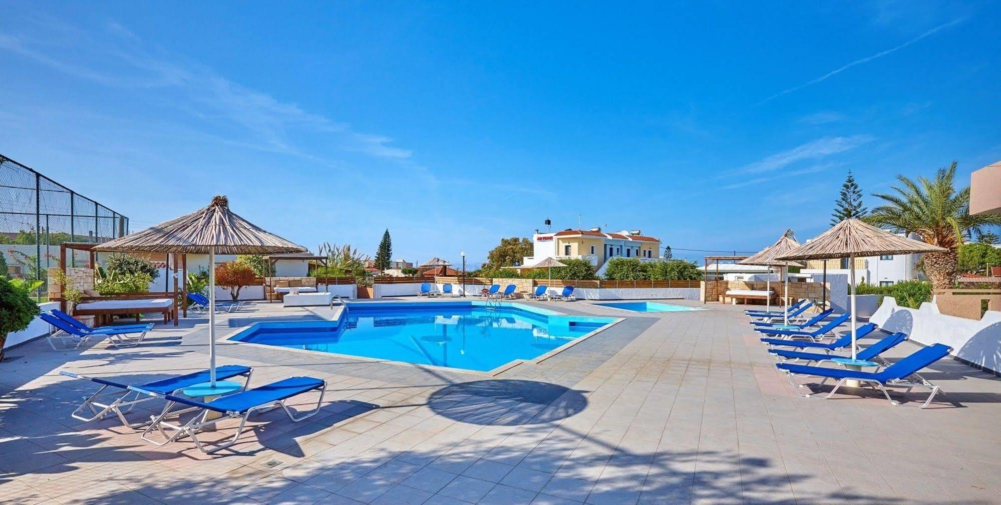 Noble Hotel & Suites - Adults Only Гуве Экстерьер фото